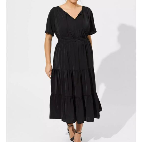 New Torrid Womens 3X Dress Tea Length Studio Crepe De Chine Tie Neck Tiered Midi - Picture 1 of 9